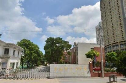 �Ϻ���������ѧ�ٷ���ַ